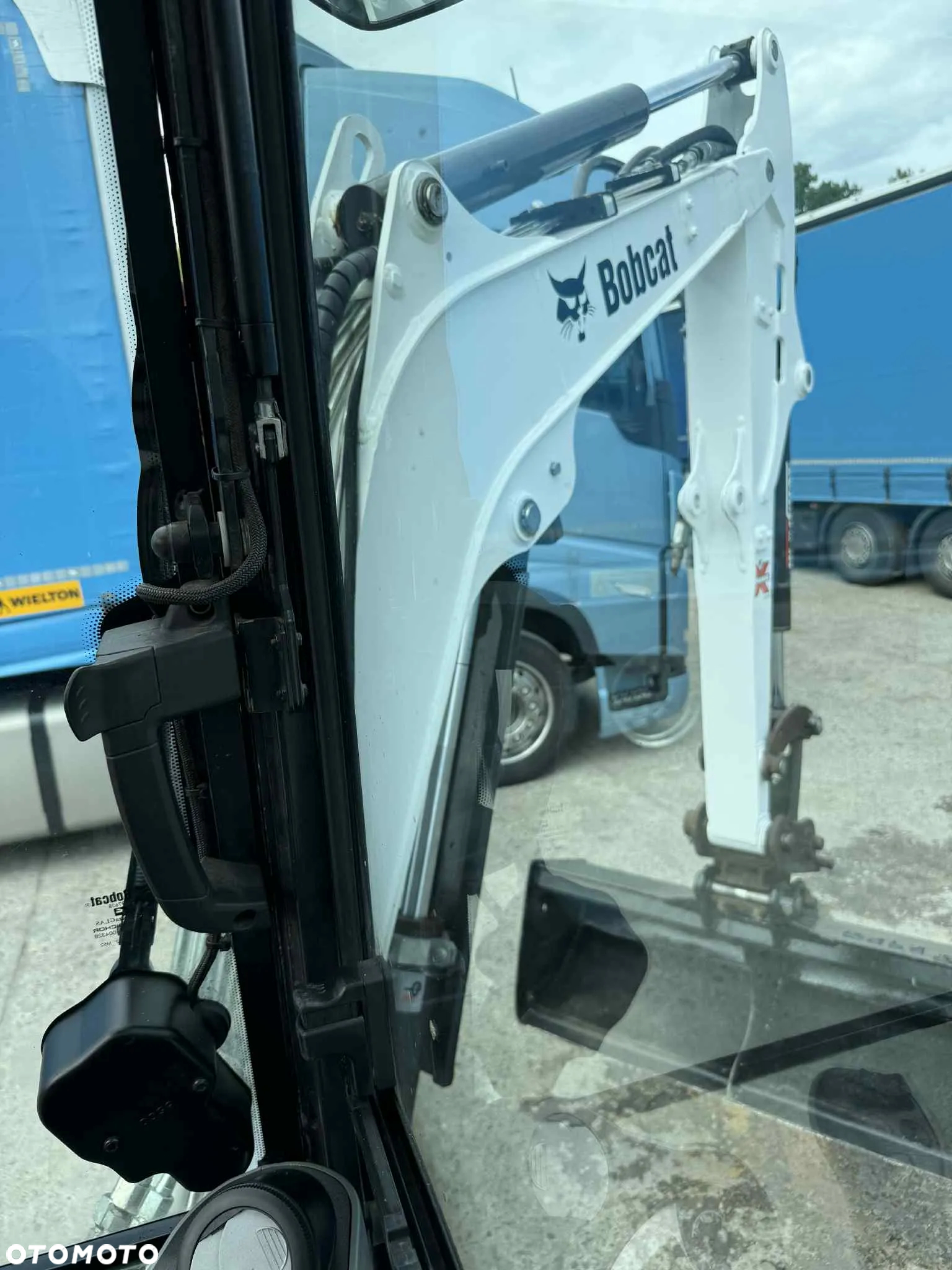 Bobcat E27Z - 18