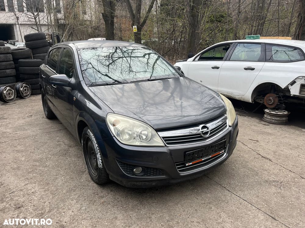 Dezmembrez Opel Astra H facelift 1,4 benzina 2008 gri Z14XEP 66KW Z177 - 2