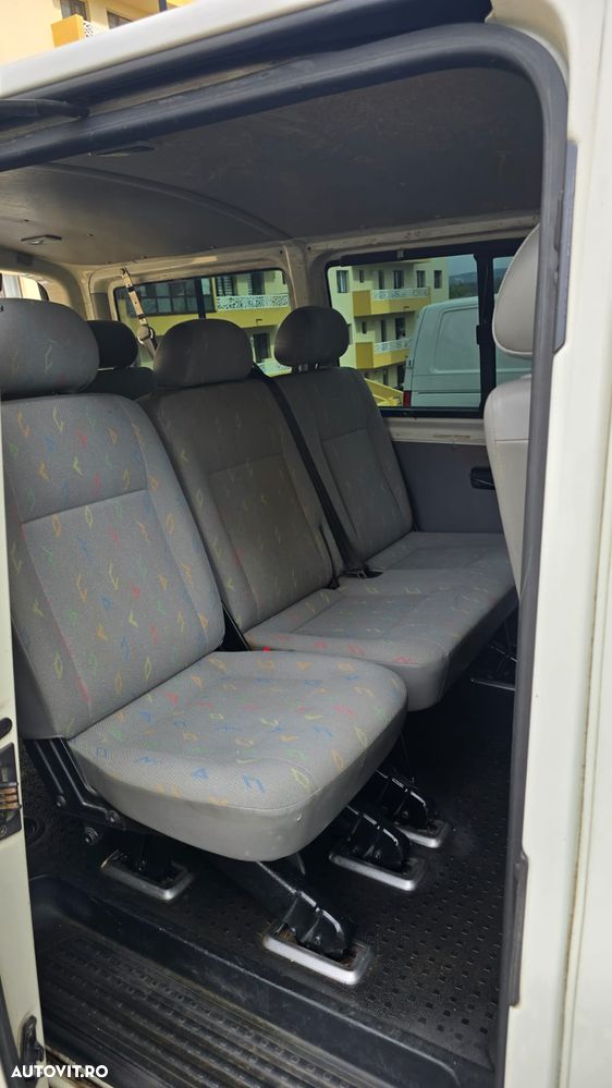Volkswagen Transporter - 7