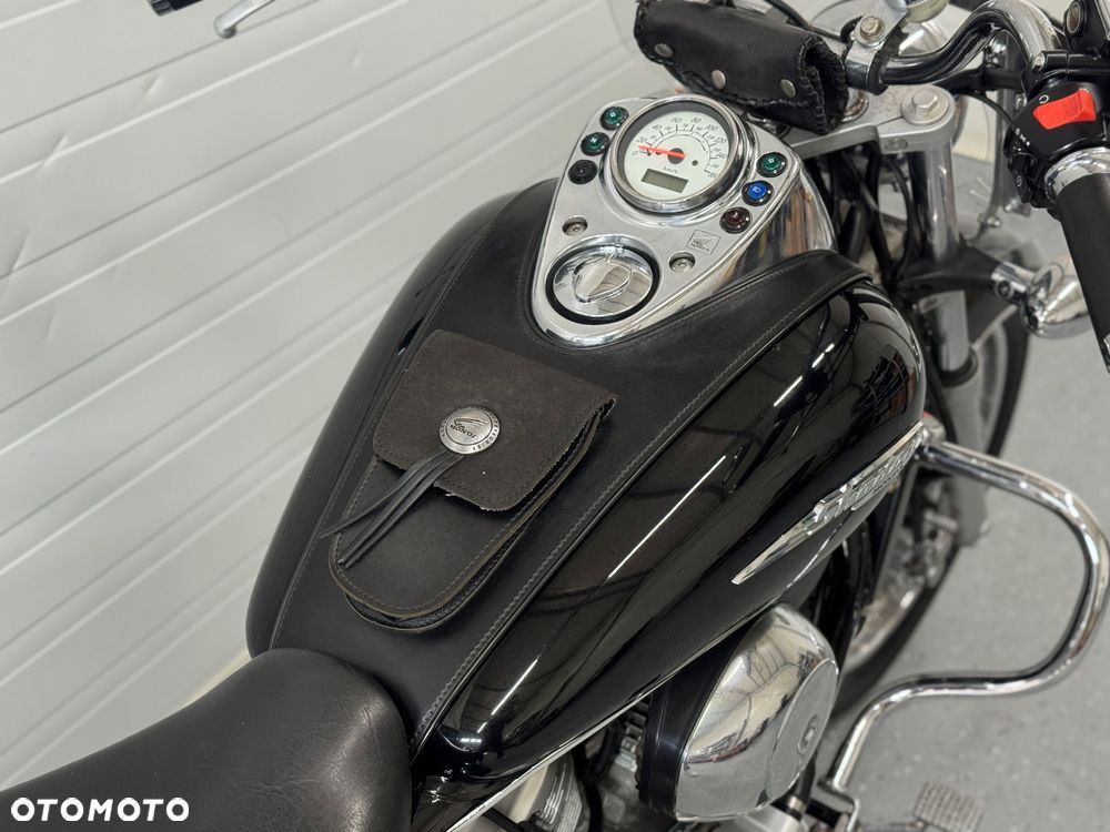 Honda Shadow - 12
