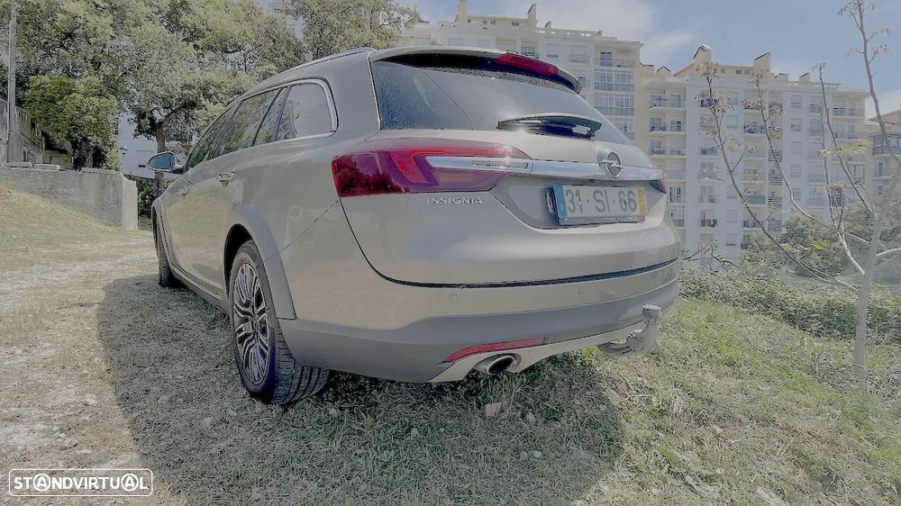 Opel Insignia Country Tourer 2.0 CDTi AWD S/S - 9