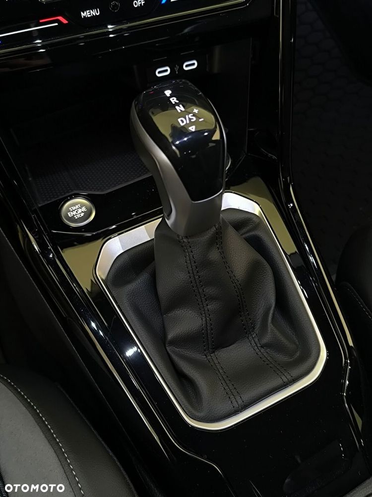 Volkswagen T-Roc 1.5 TSI R-Line DSG - 17