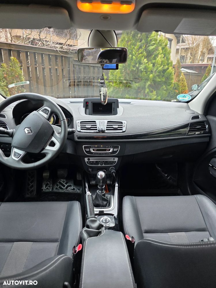 Renault Megane TCe 130 Bose Edition - 6