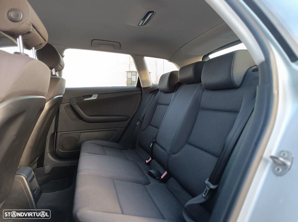 Audi A3 Sportback 1.6 FSi - 7