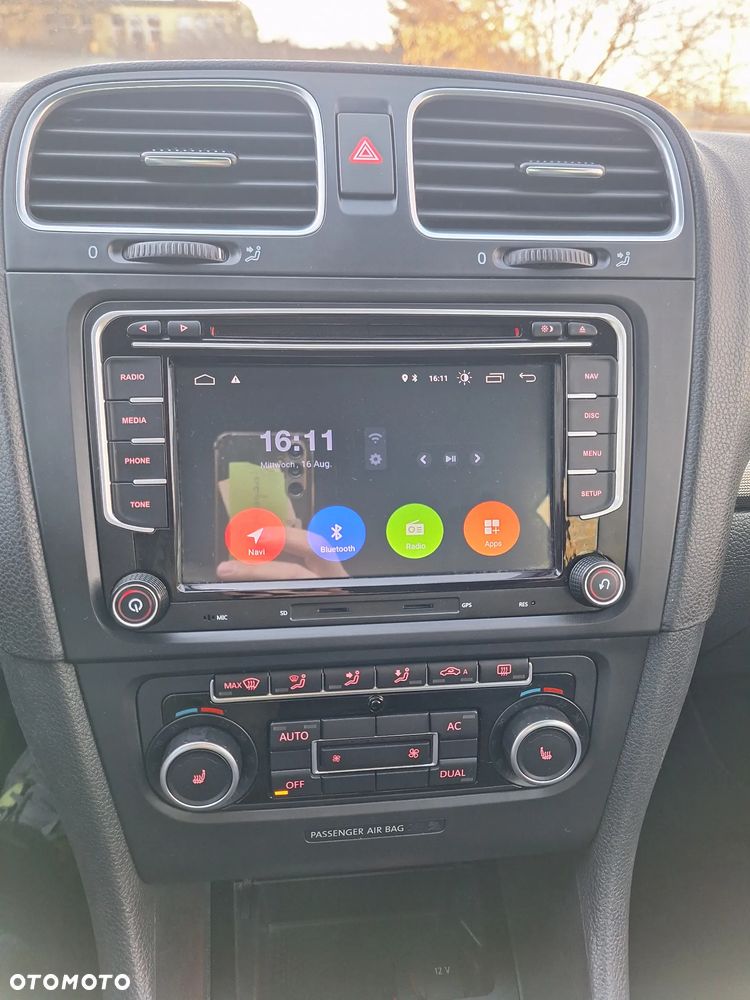 Volkswagen Golf 1.4 TSI BMT Highline - 23