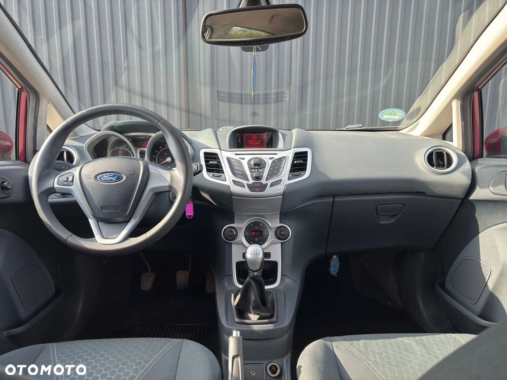 Ford Fiesta 1.4 Champions Edition - 12