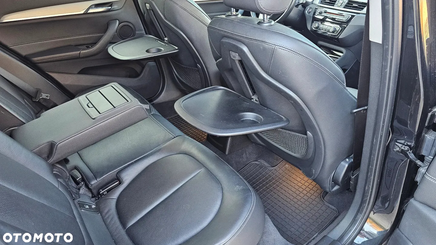 BMW X1 xDrive20i xLine sport - 18