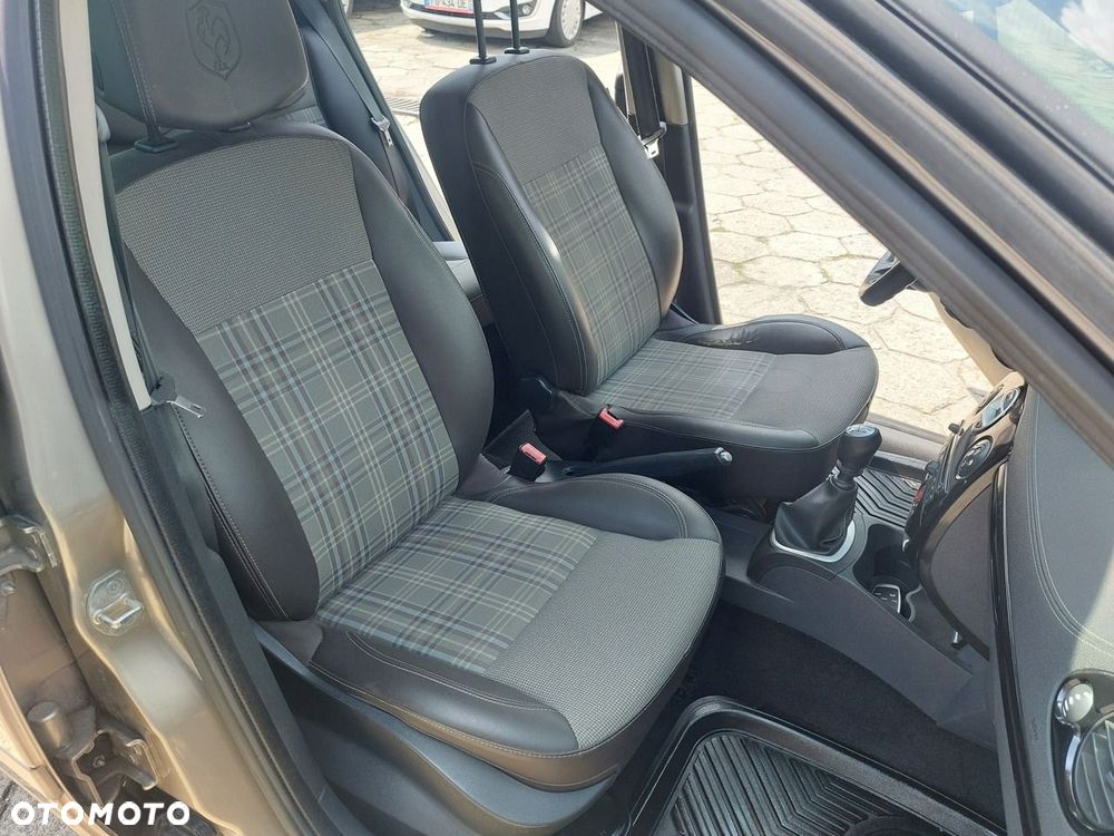 Renault Clio - 16