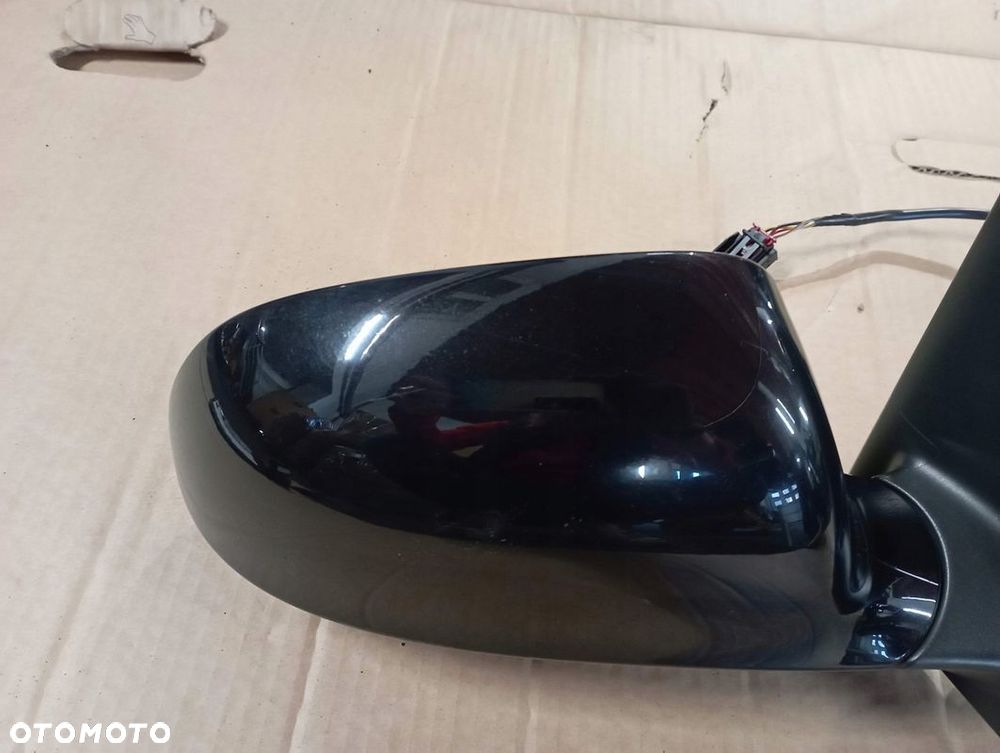 AUDI Q3 LUSTERKO PRAWE 6 PIN EUROPA - 2