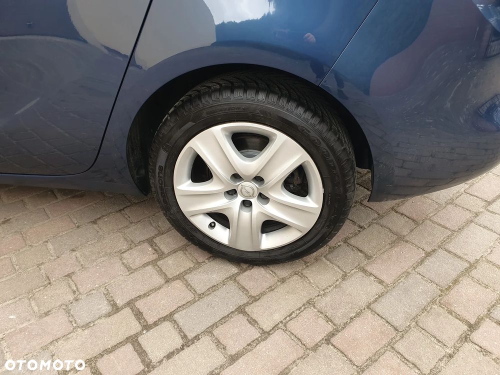 Opel Zafira 1.4 Turbo (ecoFLEX) Start/Stop Active - 24