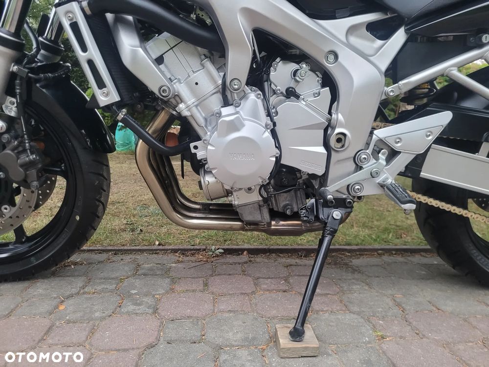 Yamaha FZ6 - 26