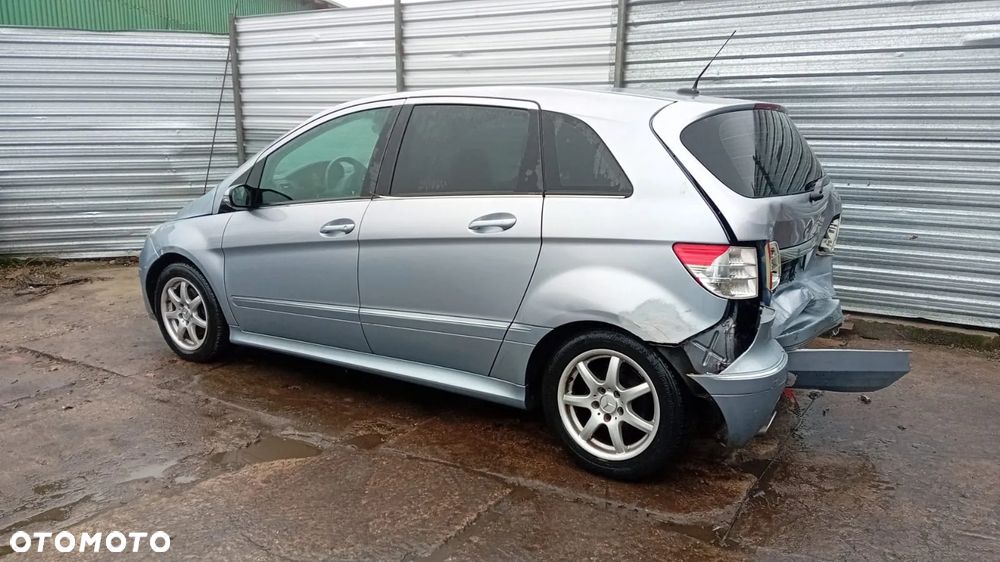 Tylko Części Mercedes w245 t245 B klasa B200 2.0 16v m266.960 136KM 100kW 05r–08r lakier 391 - 4