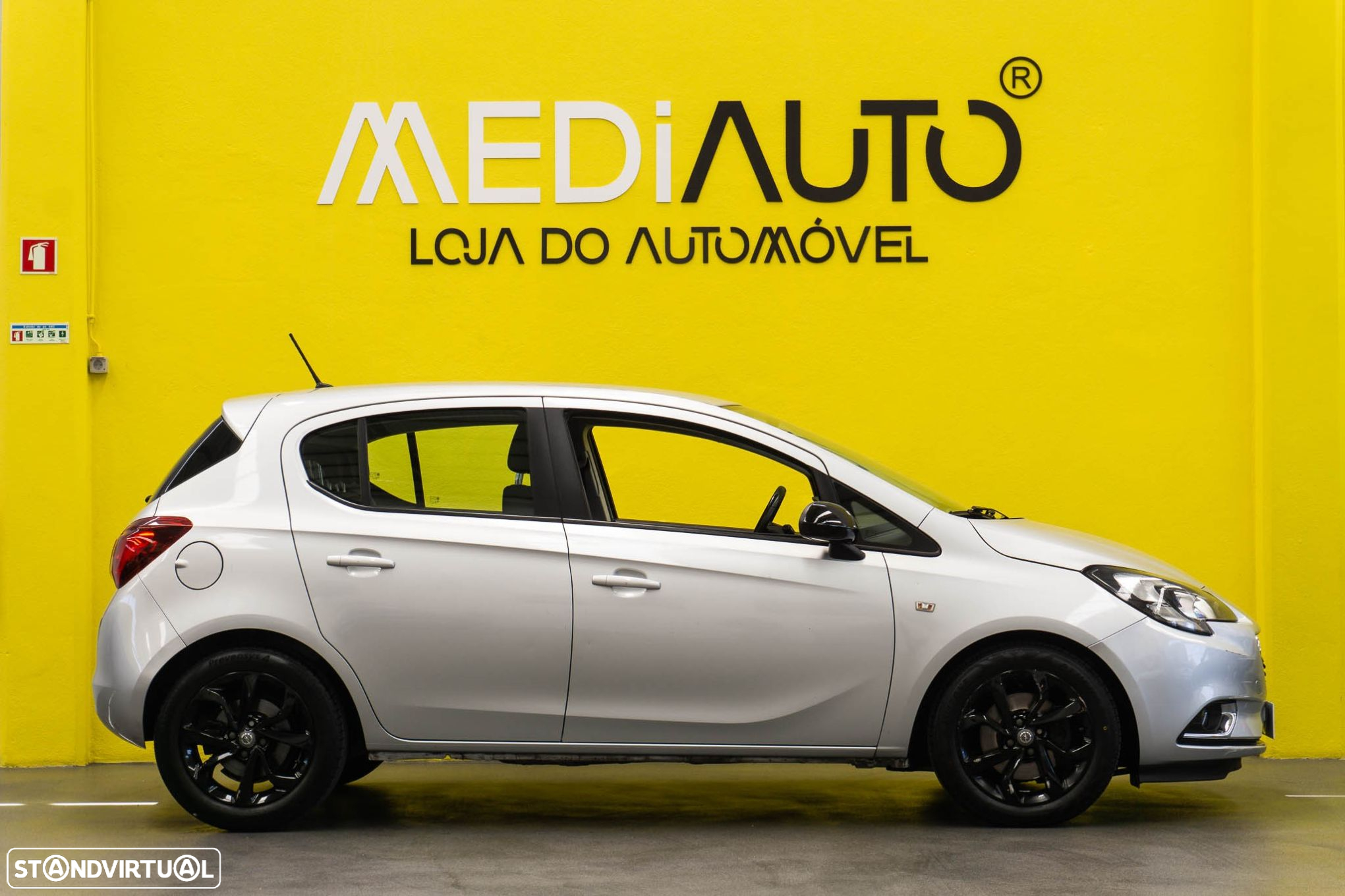 Opel Corsa 1.3 CDTi Cosmo J17 - 6