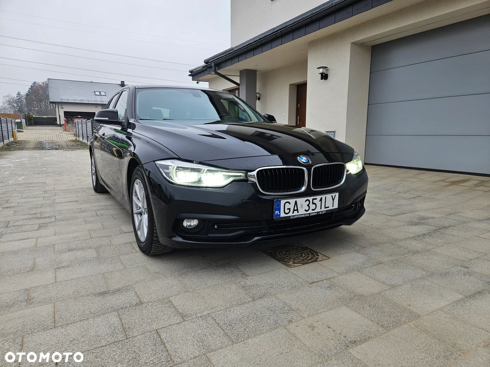BMW Seria 3 318d - 8