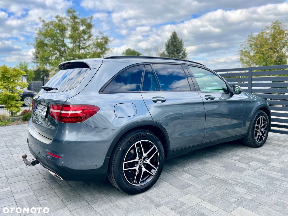 Mercedes-Benz GLC 250 4Matic 9G-TRONIC AMG Line - 13