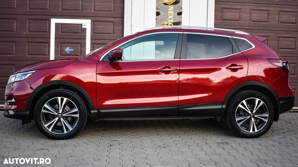 Nissan Qashqai 1.3 DIG-T TEKNA - 11