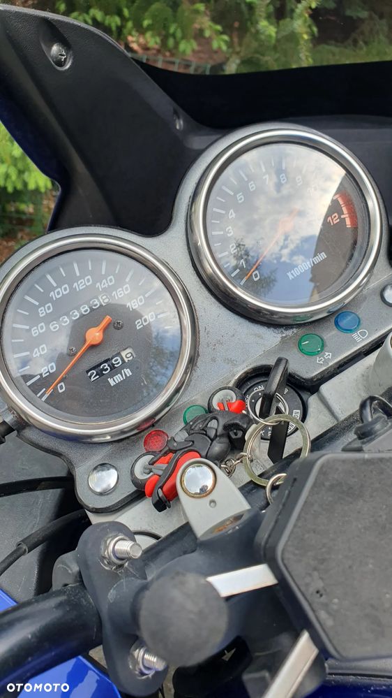 Suzuki GS - 4