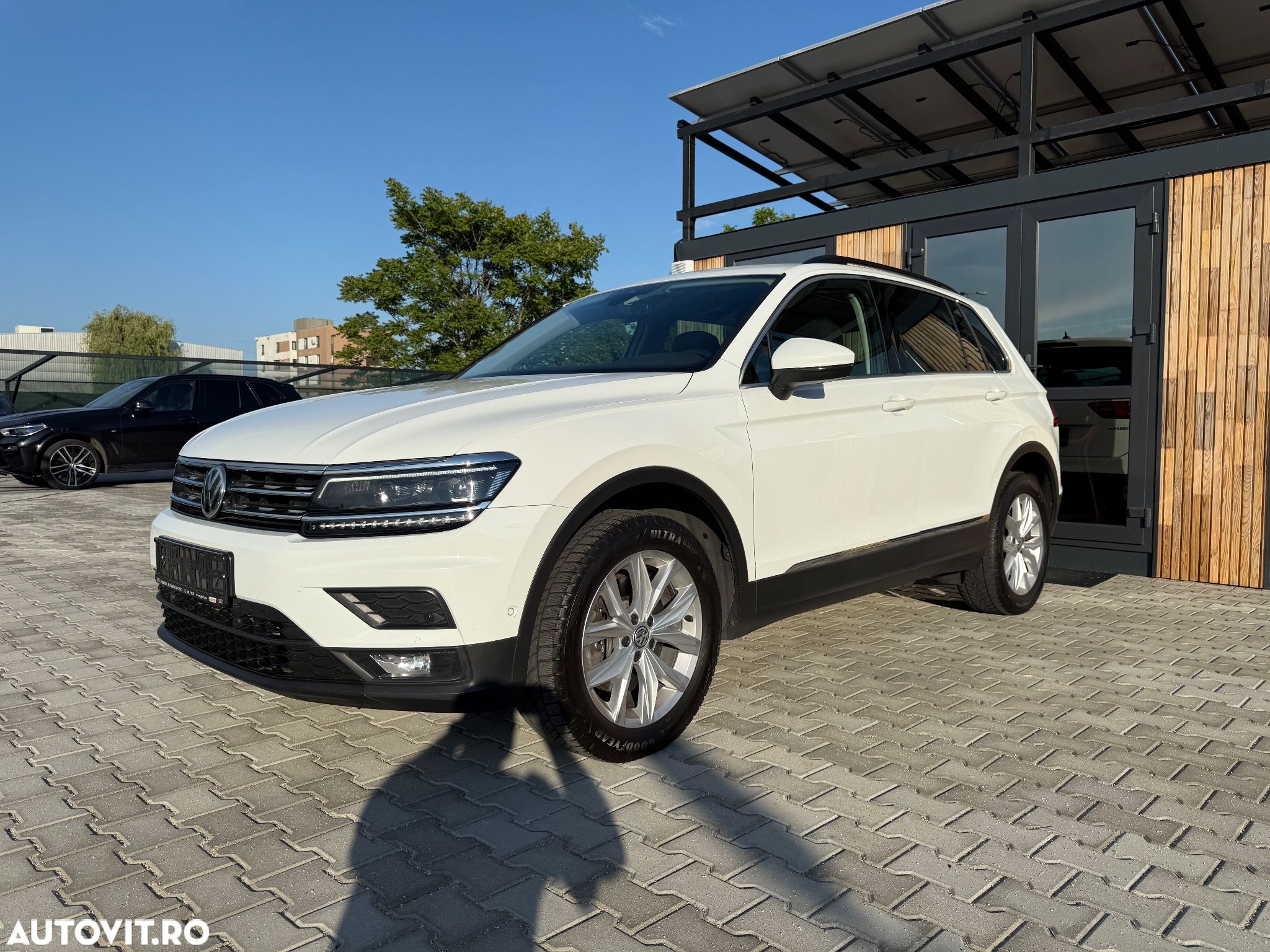 Volkswagen Tiguan 2.0 TDI 4Mot DSG Highline - 1
