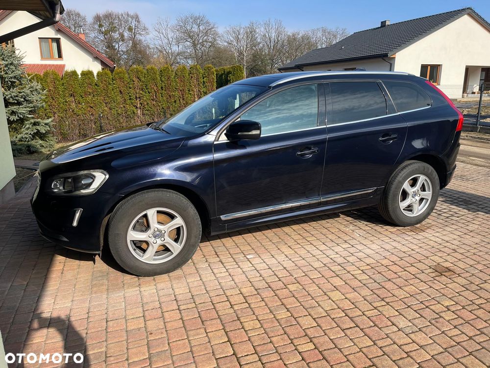 Volvo XC 60 D4 AWD Summum - 2