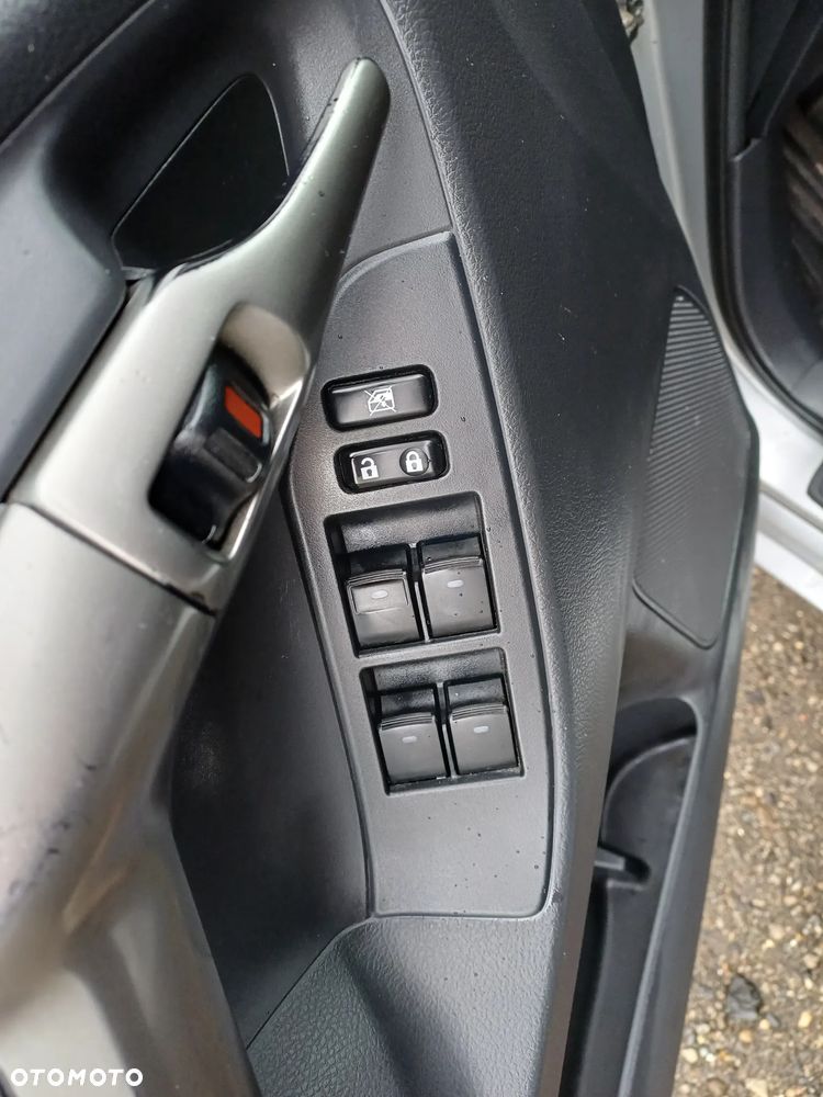 Toyota Verso 2.0 D-4D 2010 7os - 16
