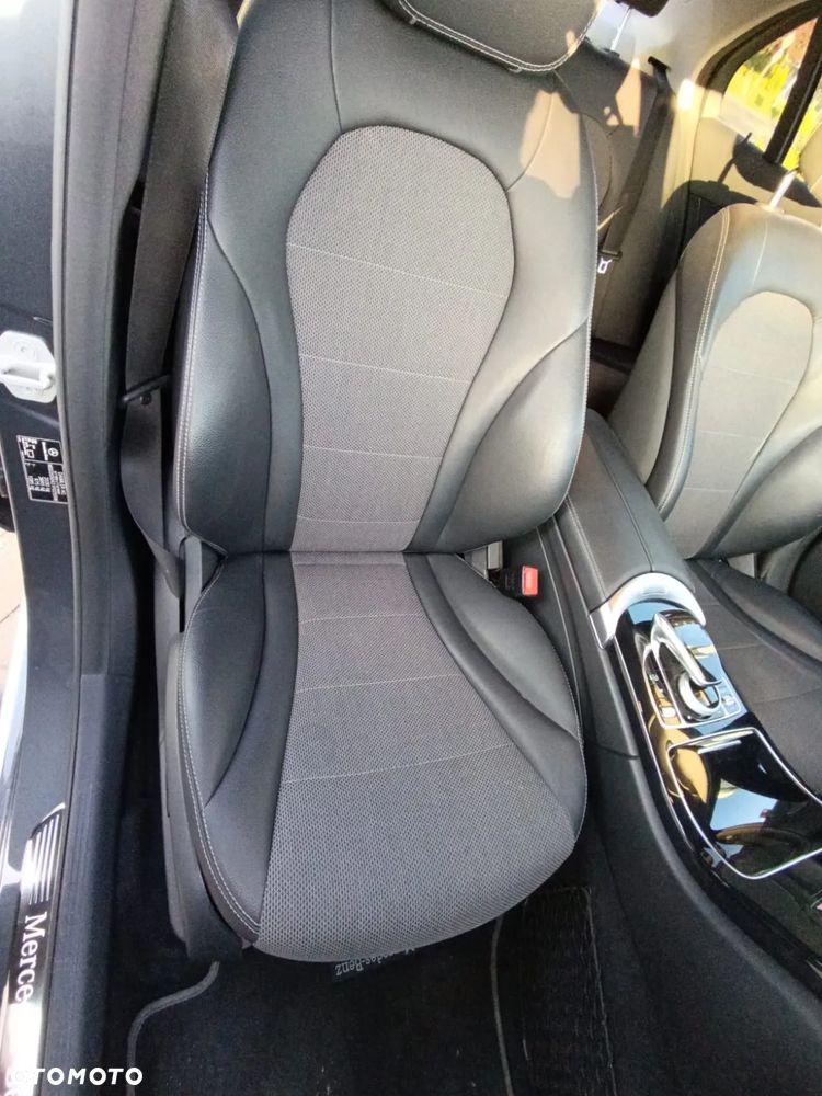 Mercedes-Benz Klasa C 200 7G-TRONIC - 19