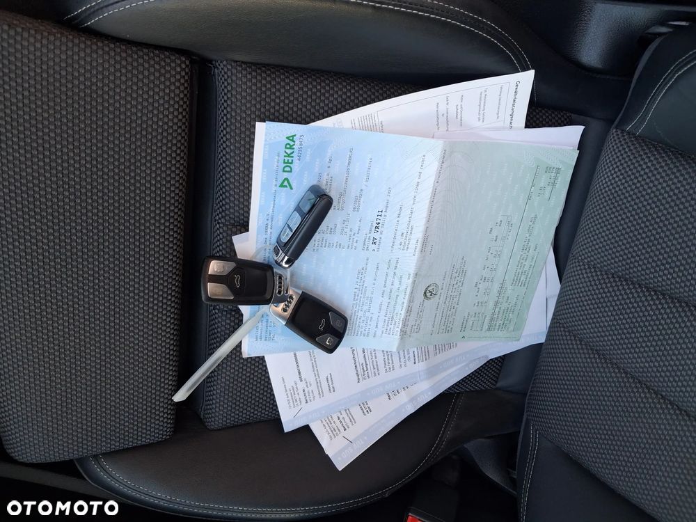 Audi A4 Avant 40 TDI S tronic quattro - 14
