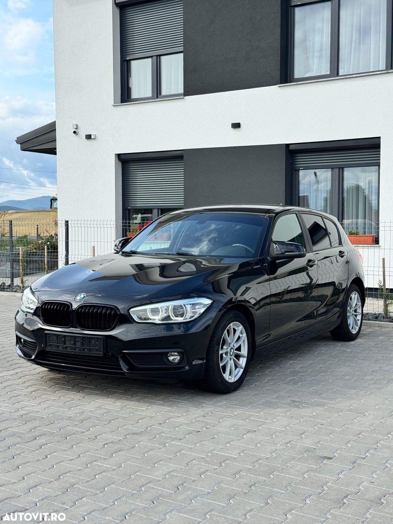 BMW Seria 1 - 1