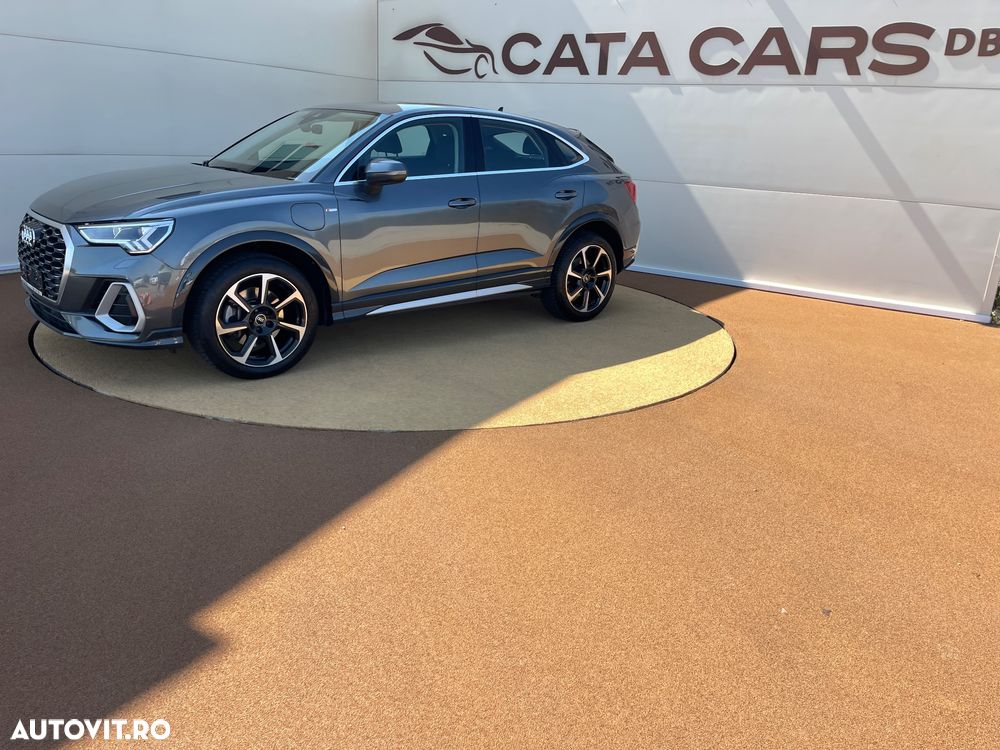 Audi Q3 Sportback 45 TFSIe S tronic S line - 5