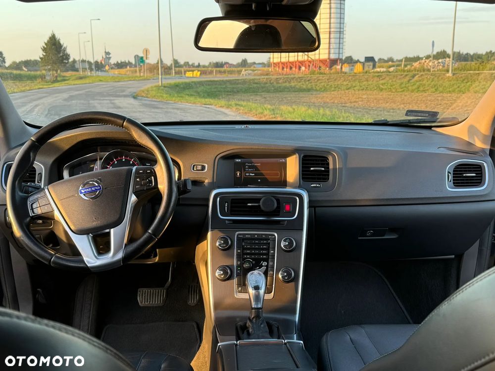 Volvo S60 2.5 T5 - 6