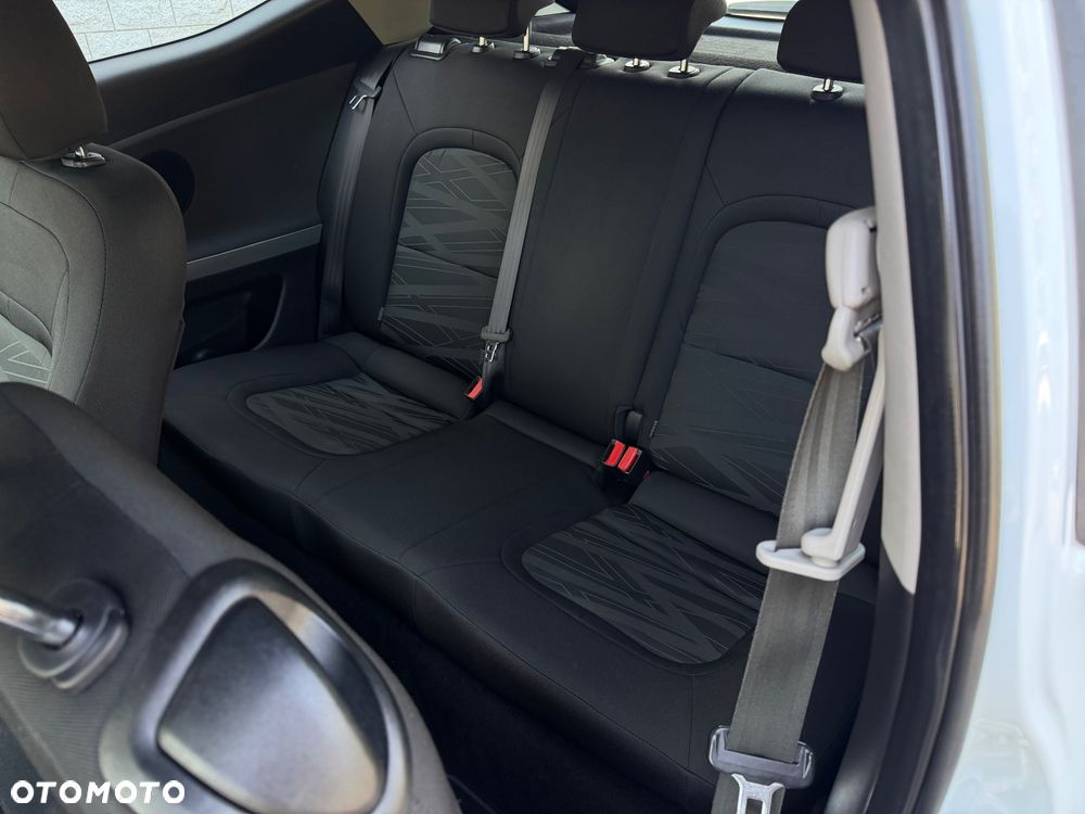 Kia Ceed 1.6 GDI Dream Team Edition - 20