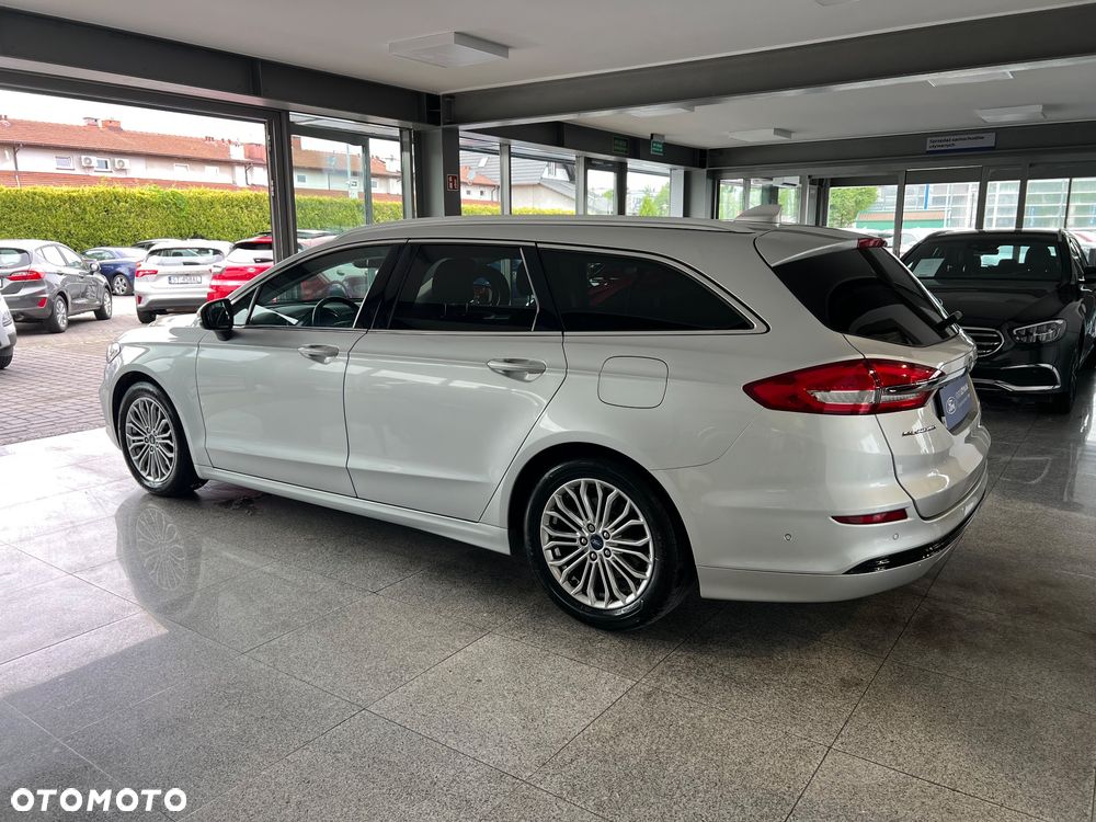Ford Mondeo 2.0 EcoBlue Titanium - 13