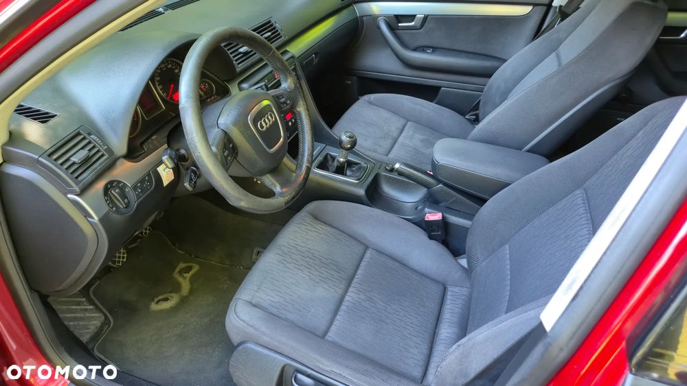 Audi A4 Avant 2.0 TDI - 9