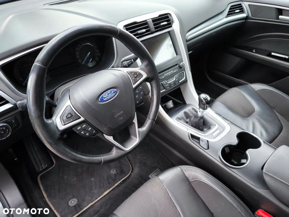 Ford Mondeo - 16