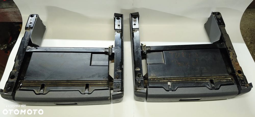 Podstawy foteli VW Touran stelaż schowek VW Caddy części - 1