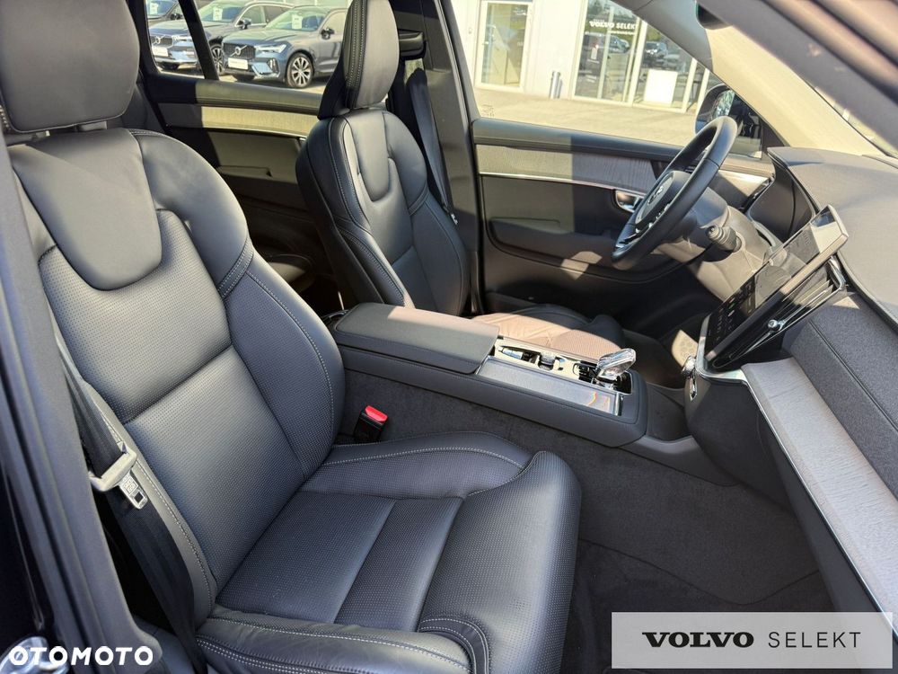 Volvo XC 90 - 35