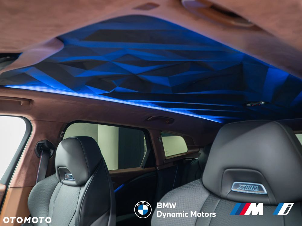 BMW XM - 32