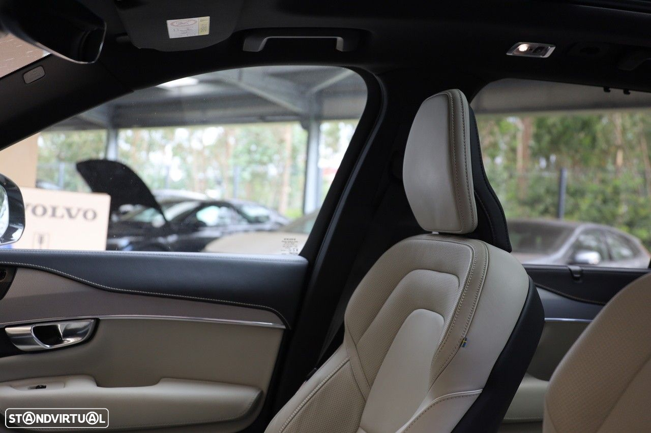 Volvo XC 90 - 11