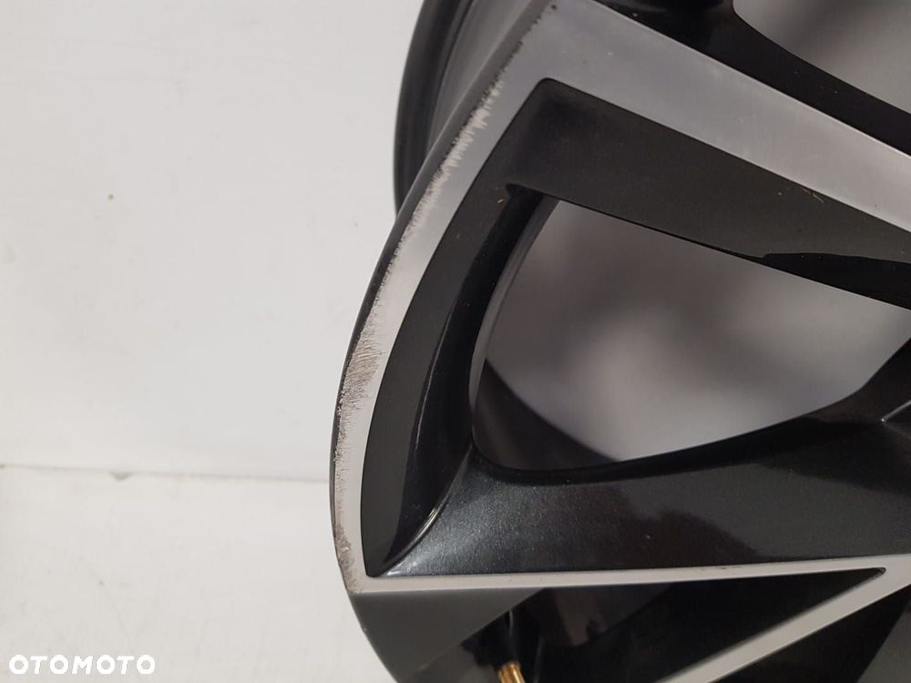 SKODA KAROQ FELGA ALUMINIOWA 19 5X112 8,0X19 ET45 57A601025R - 2