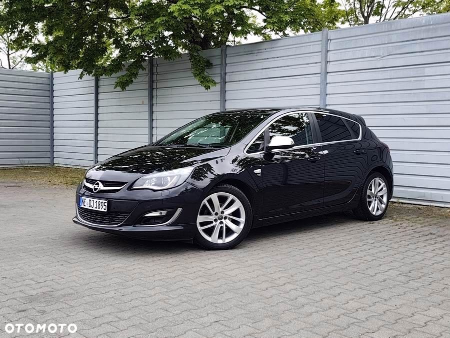 Opel Astra 1.4 Turbo Cosmo - 1