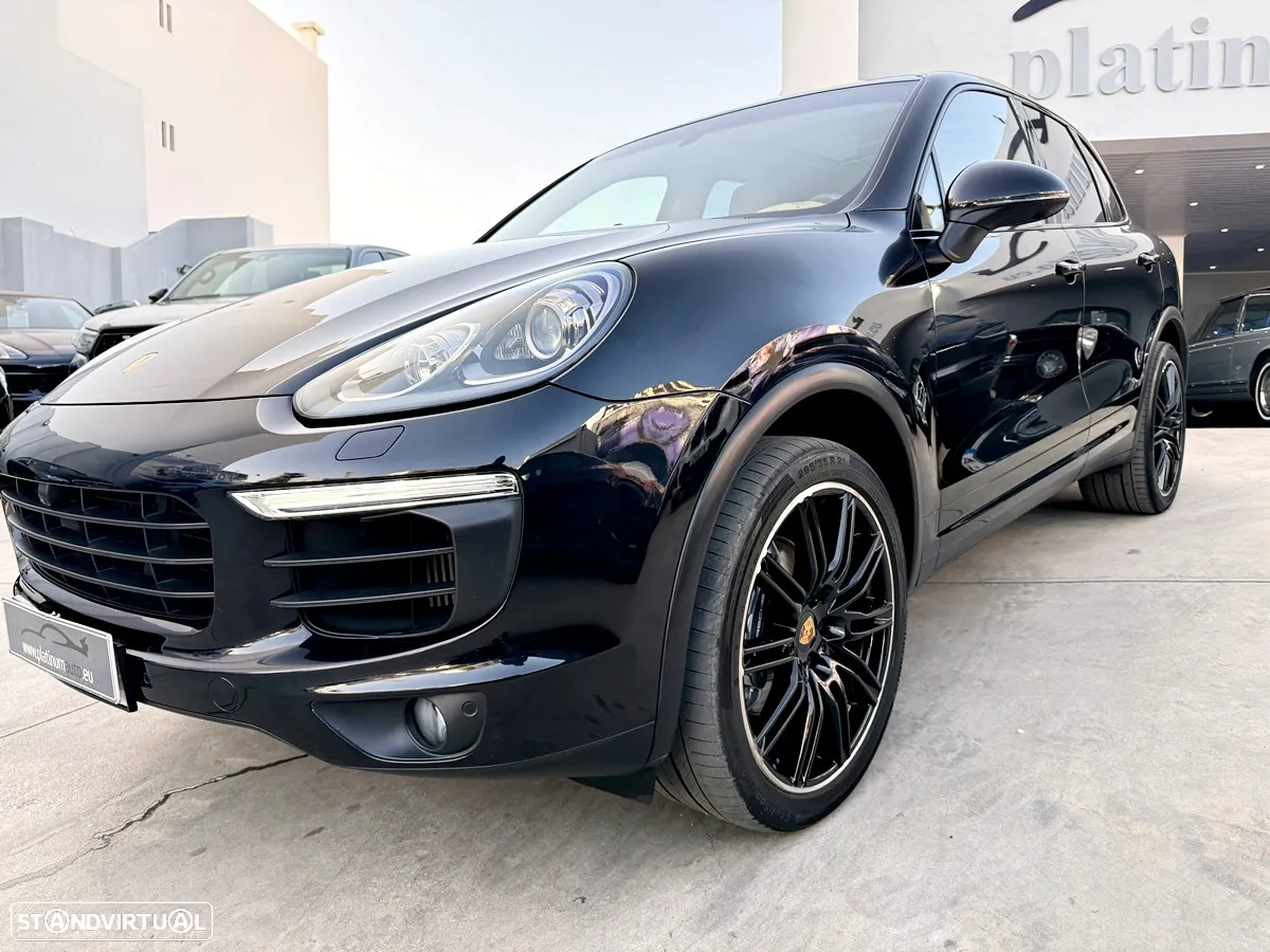 Porsche Cayenne Platinum Edition - 56