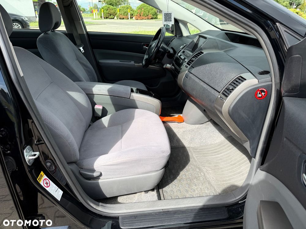 Toyota Prius 1.5 VVT-i Prestige - 14