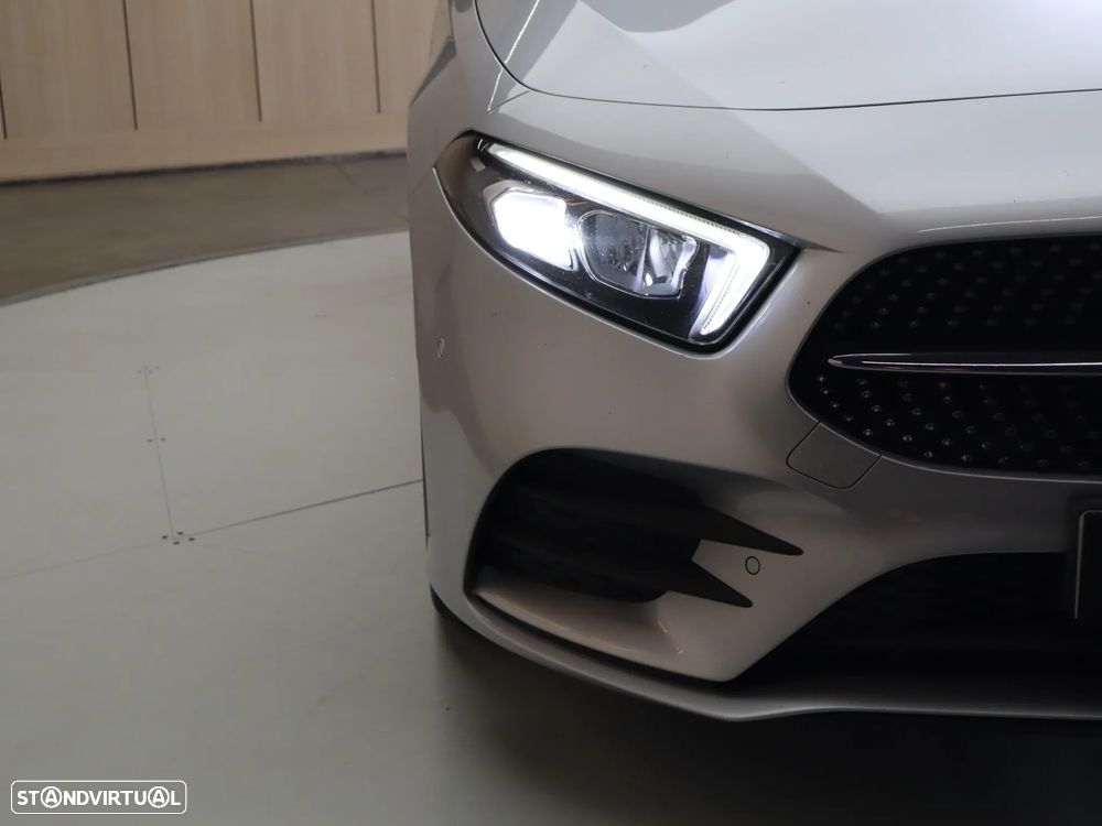 Mercedes-Benz A 180 7G-DCT AMG Line - 11