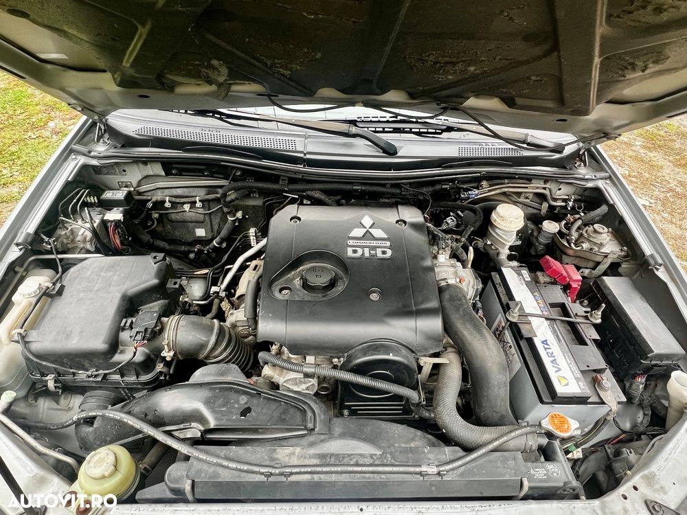 Mitsubishi L200 - 10