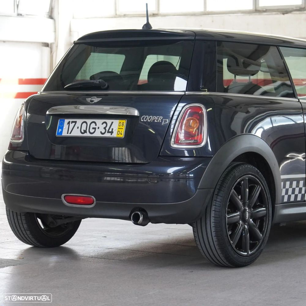 MINI 3 Portas - 32