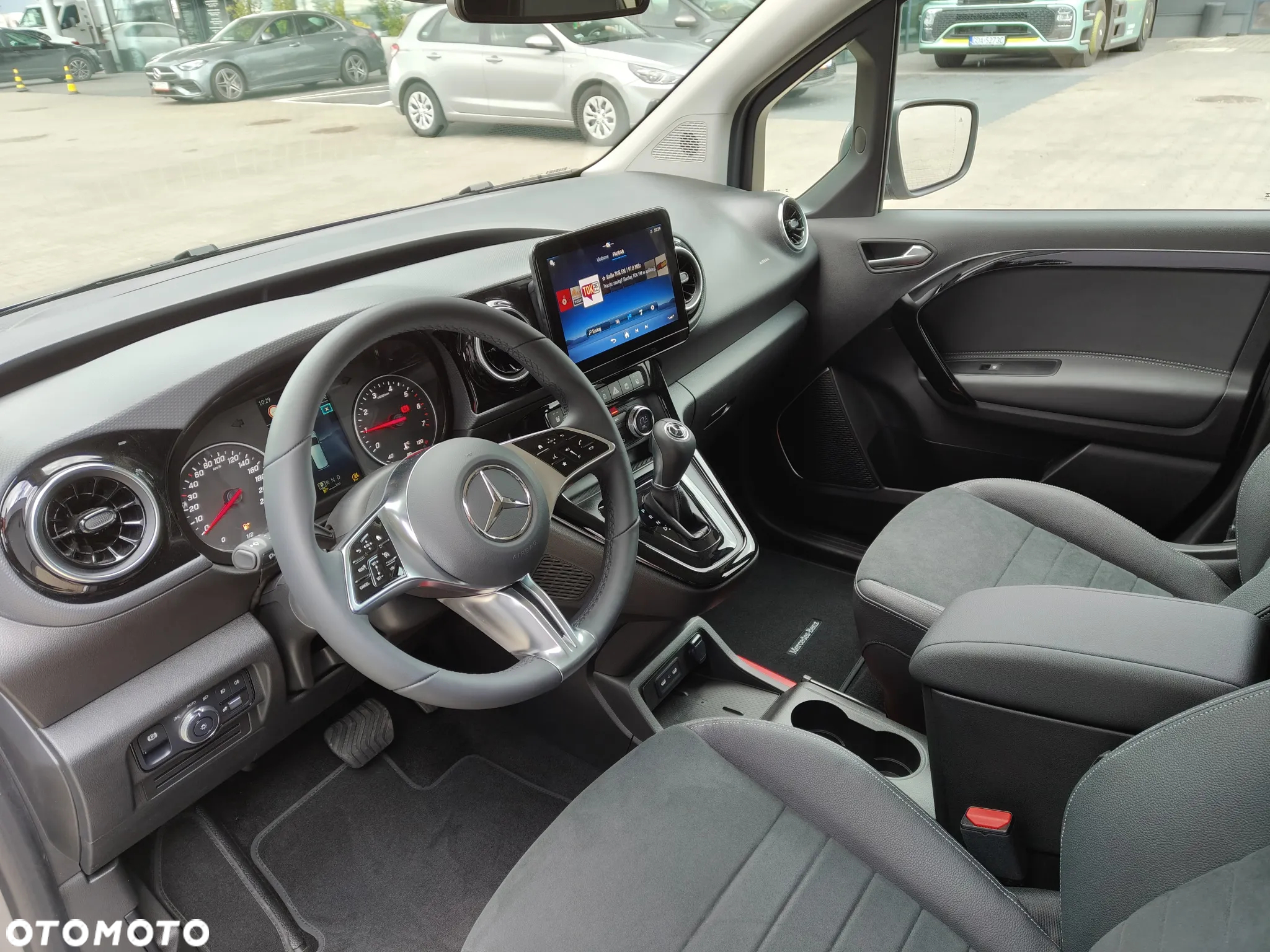 Mercedes-Benz Klasa T 180 Progressive - 12
