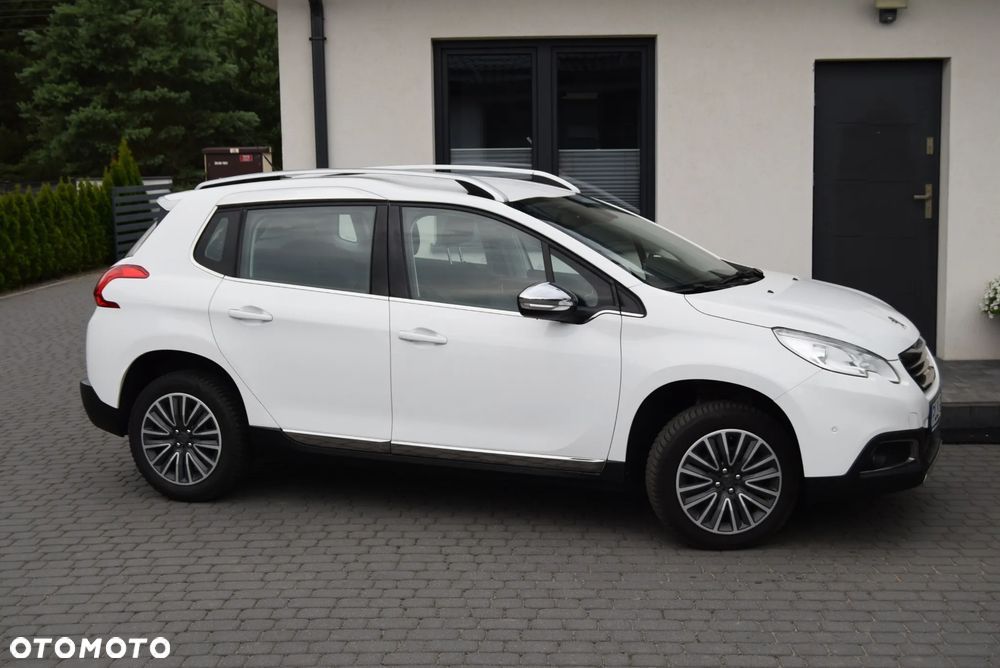 Peugeot 2008 120 VTI Allure - 4