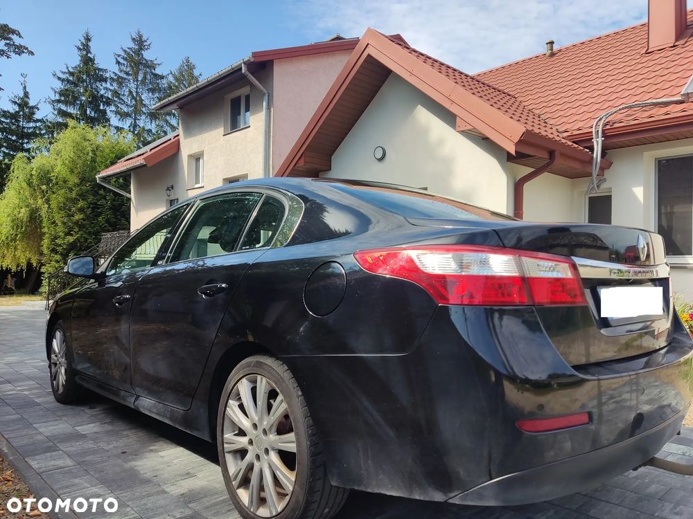 Renault Latitude - 4