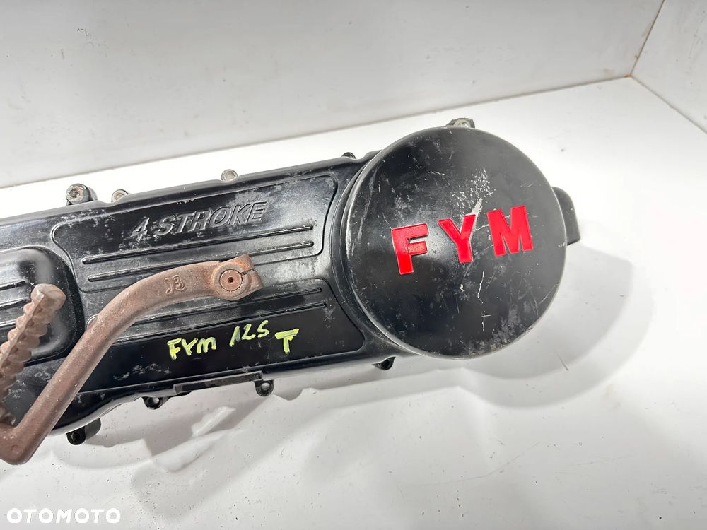 Pokrywa dekiel silnika FYM 125 - 3