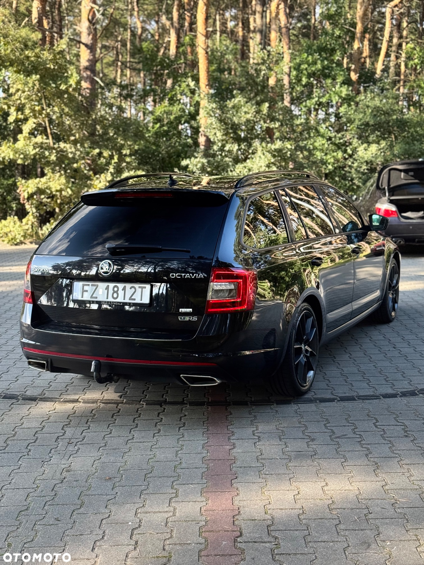 Skoda Octavia Combi 2.0 TDI RS - 19