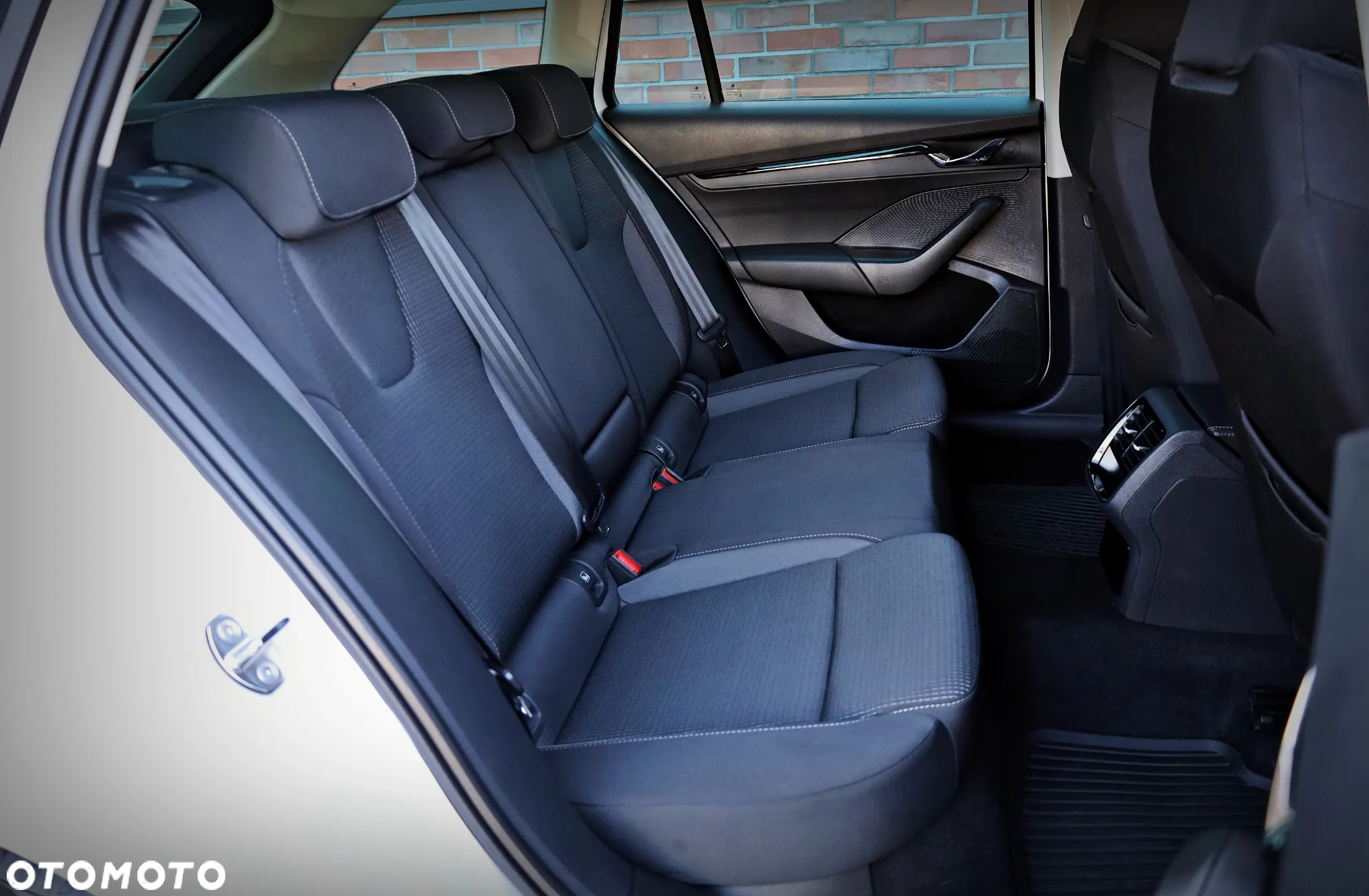 Skoda Octavia 2.0 TDI Ambition - 22
